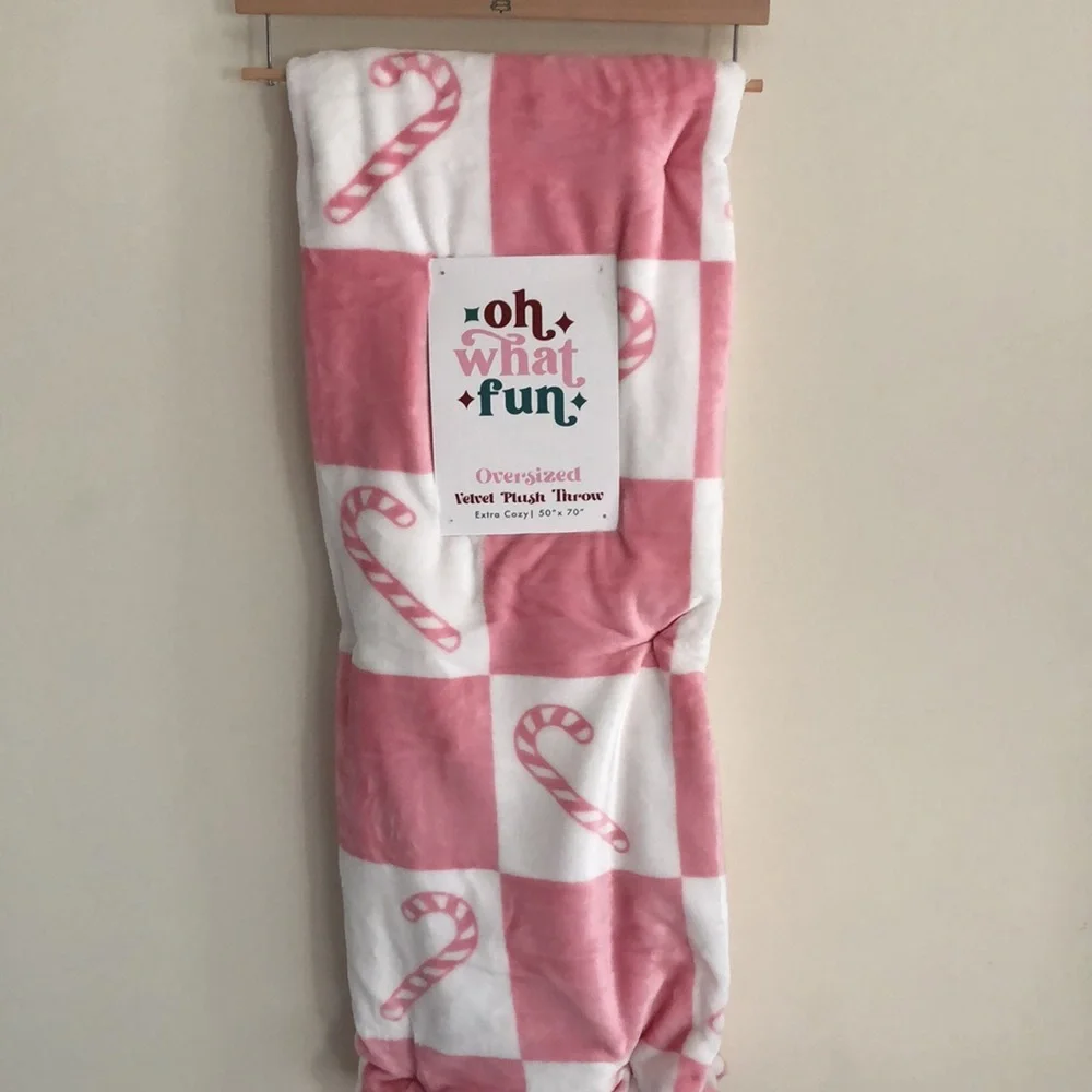 OH WHAT FUN!! Pink Candy Cane Plush Throw Blanket